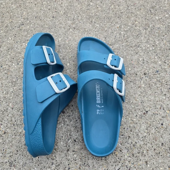 Birkenstock Sandal Women 39(8) - Picture 6 of 11